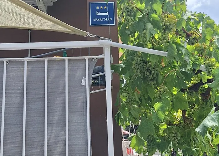 Maria Gloria Apartment